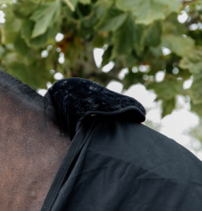 Kentucky Horse Bib Widerristschutz Lammfell | schwarz